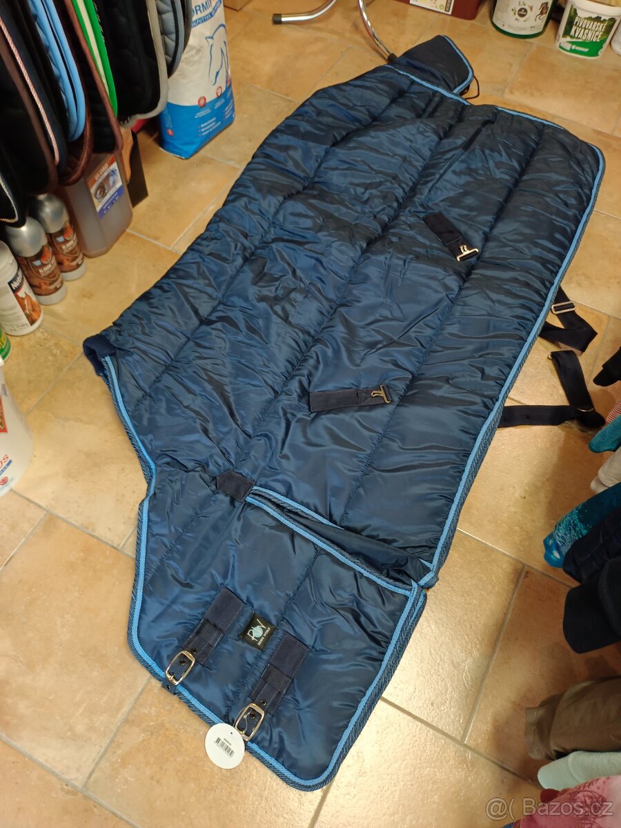 Nová stájová deka 300g, 130
