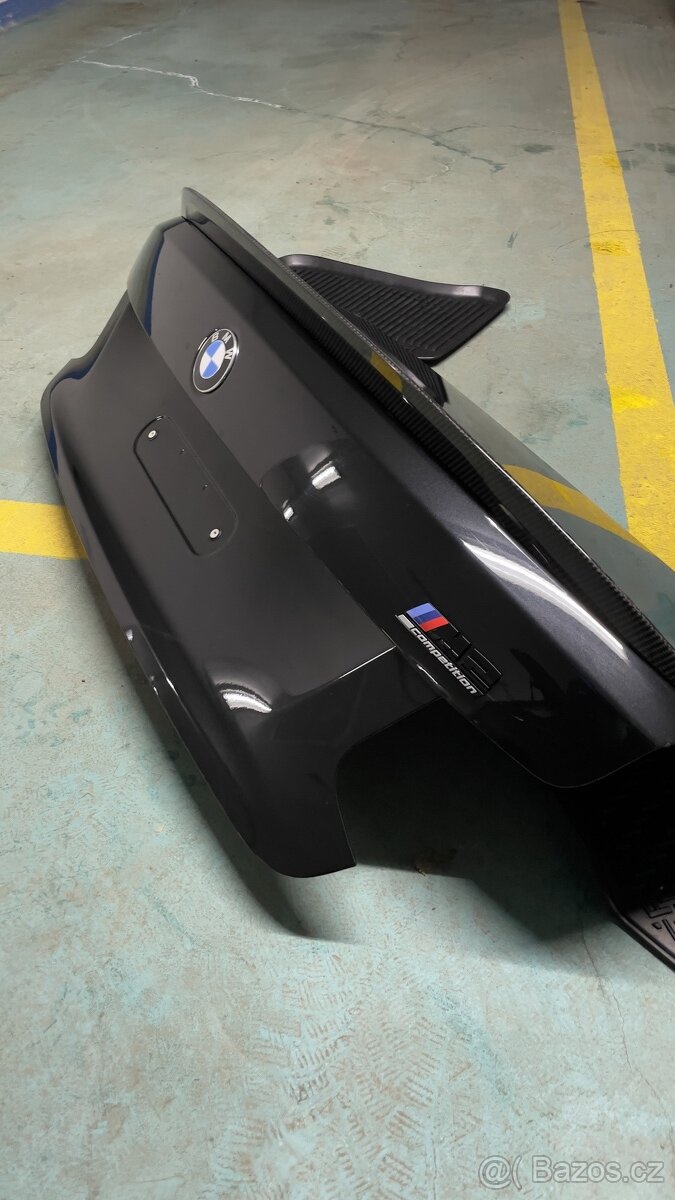 Víko kufru BMW M2