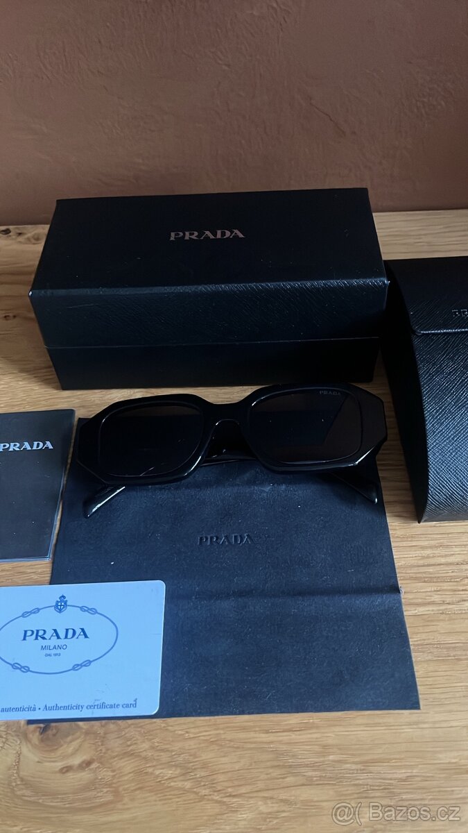Prada sluneční brýle