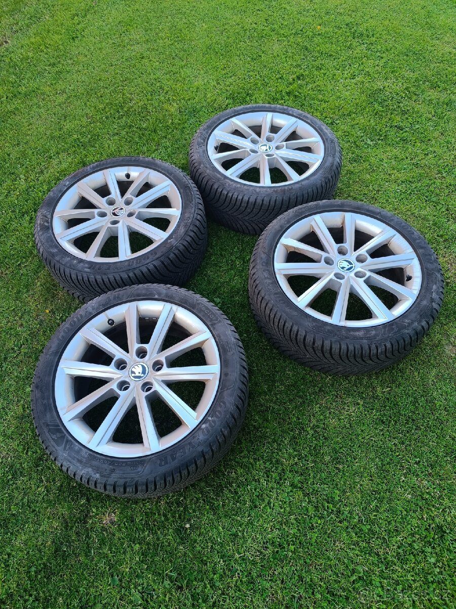 Originál ALU + pneu Škoda R17