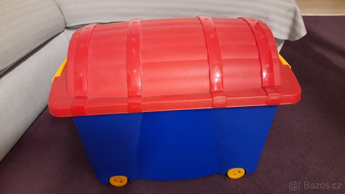 Plastový box - truhla na hračky
