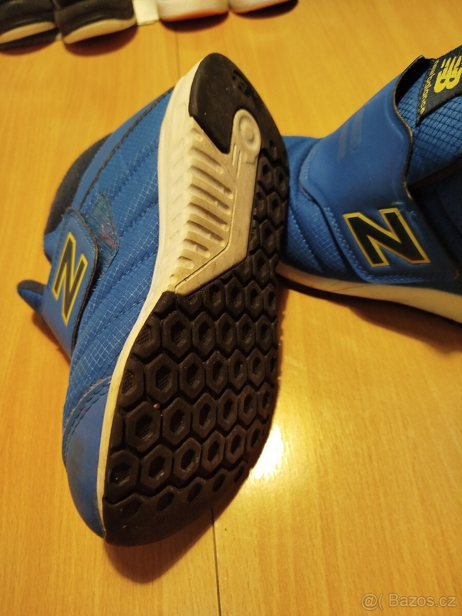 Chlapecké boty NIKE vel. 33
