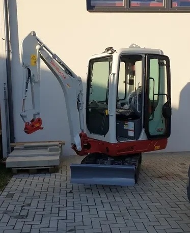 sklá sklo okno na minibagre Takeuchi