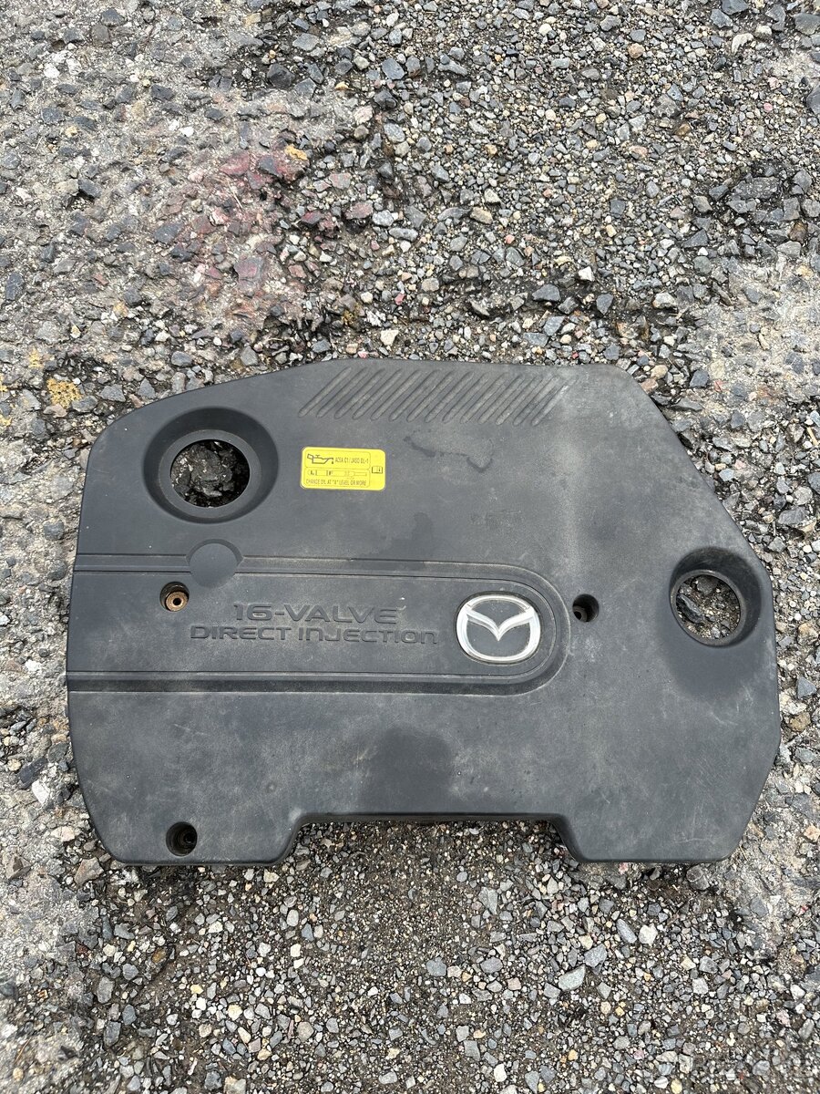 Kryt motoru Mazda 5