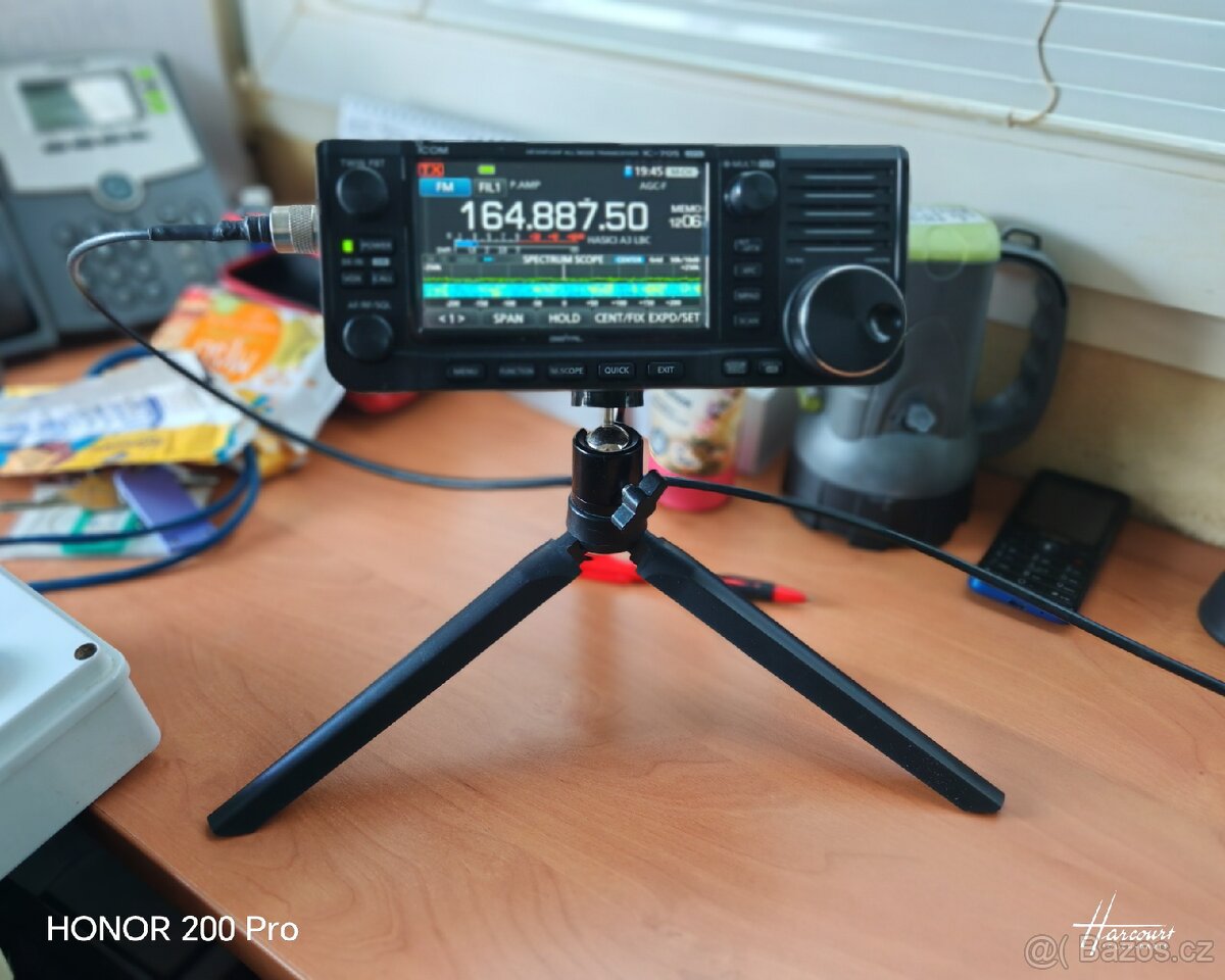 Icom Ic - 705