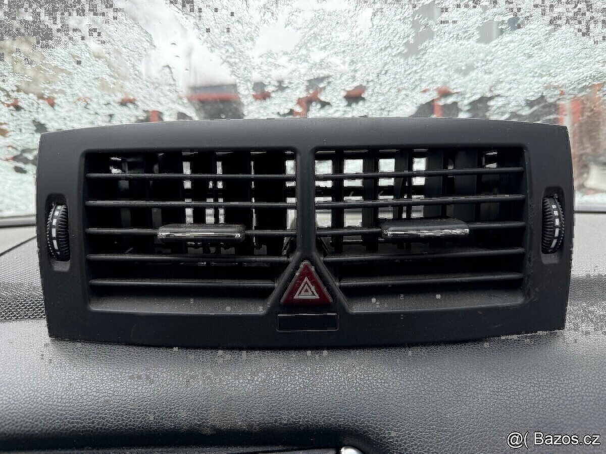 Výdechy ventilace Mercedes w245 w169 , ovládání topení