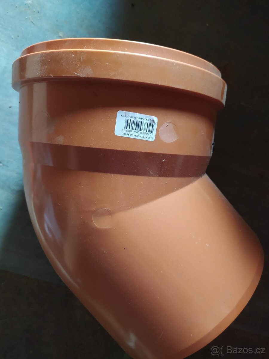 Kanalizační koleno KGB 200/45