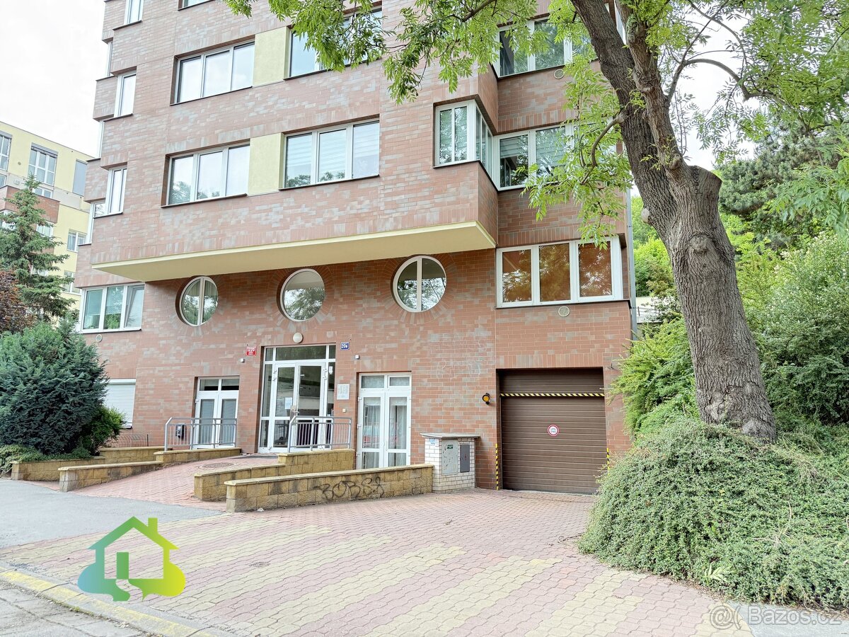 Prodej garážového stání, 18 m2 - Praha - Košíře, ev.č. 00790