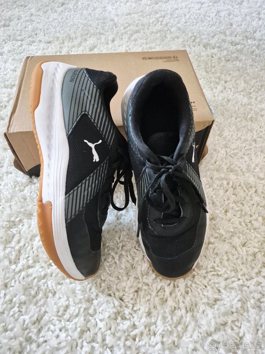 Dětské halové sportovní boty Puma, velikost 36