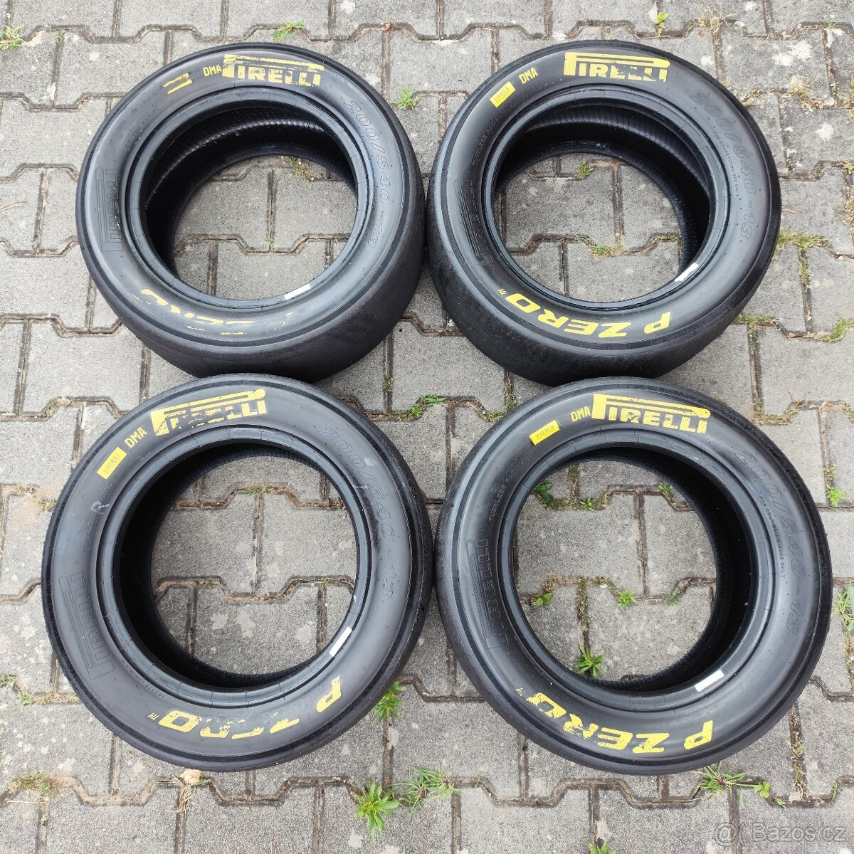 Závodní pneu PIRELLI 200/540 R13