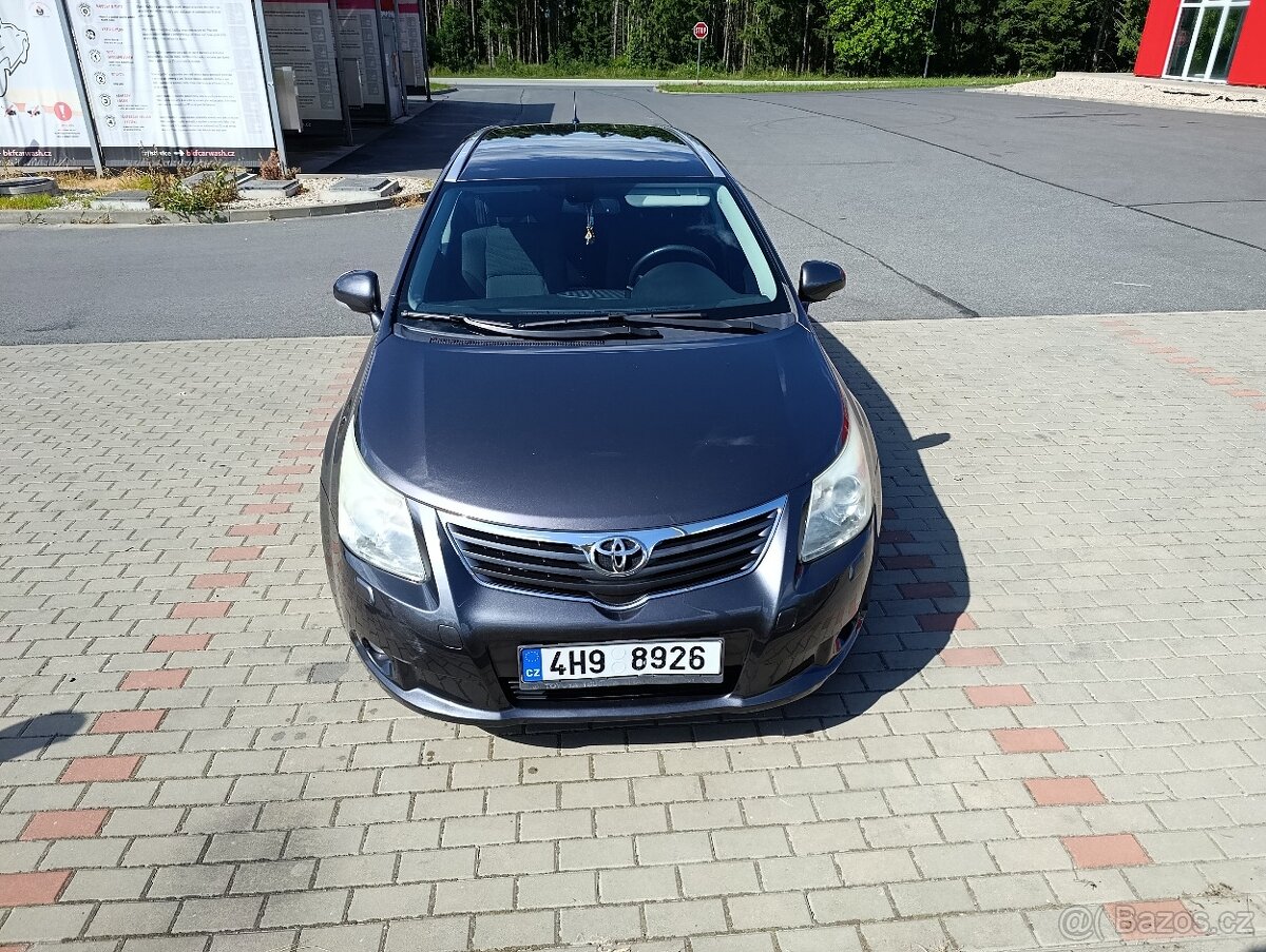 Prodám Toyota Avensis 2,0 D 93KW r.v. 2011
