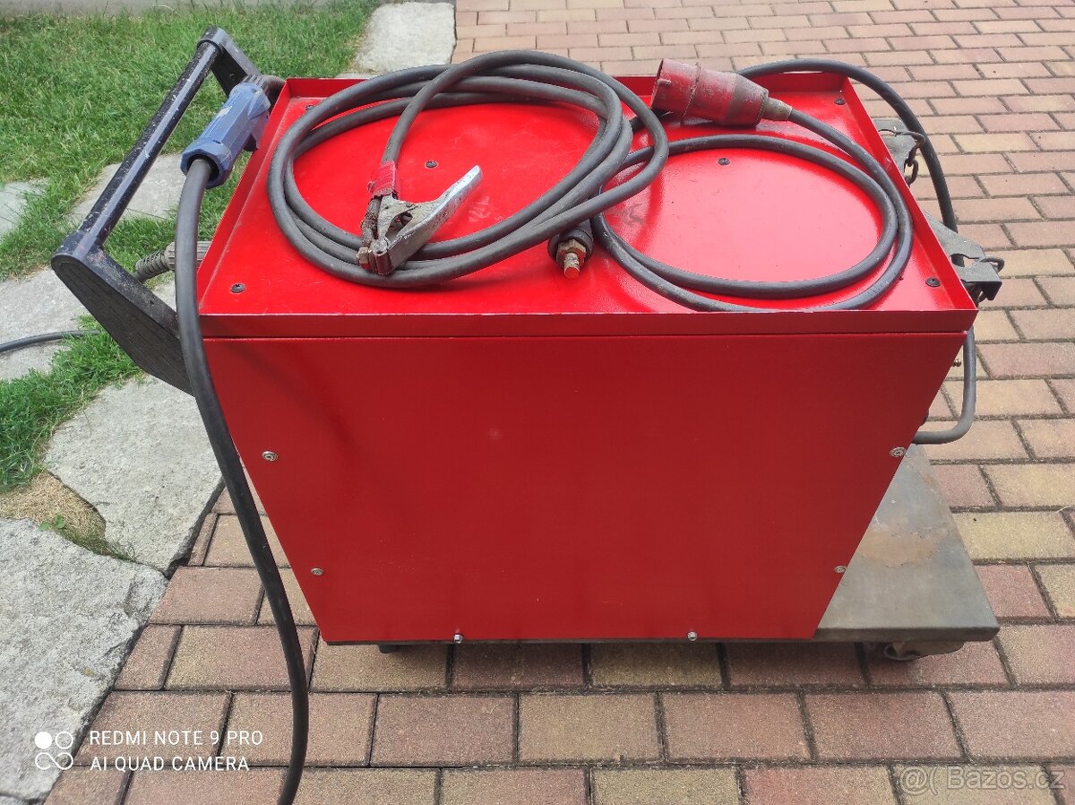 Svářečka CO2 CEBORA 253C