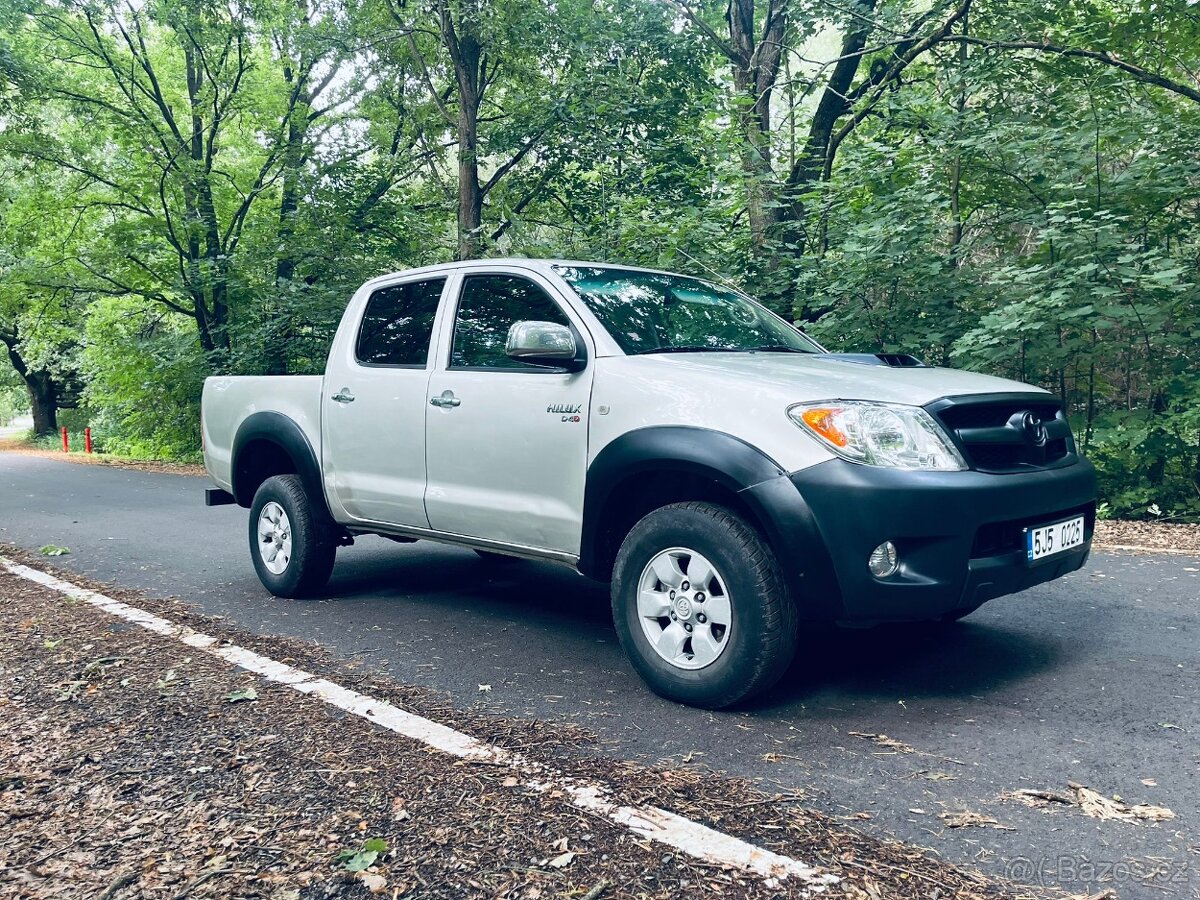 Toyota Hilux 2.5 88kw