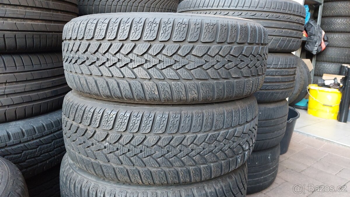 Pneu zimní, 4 ks, rozměr 185/55/15, 82T, zn. DUNLOP