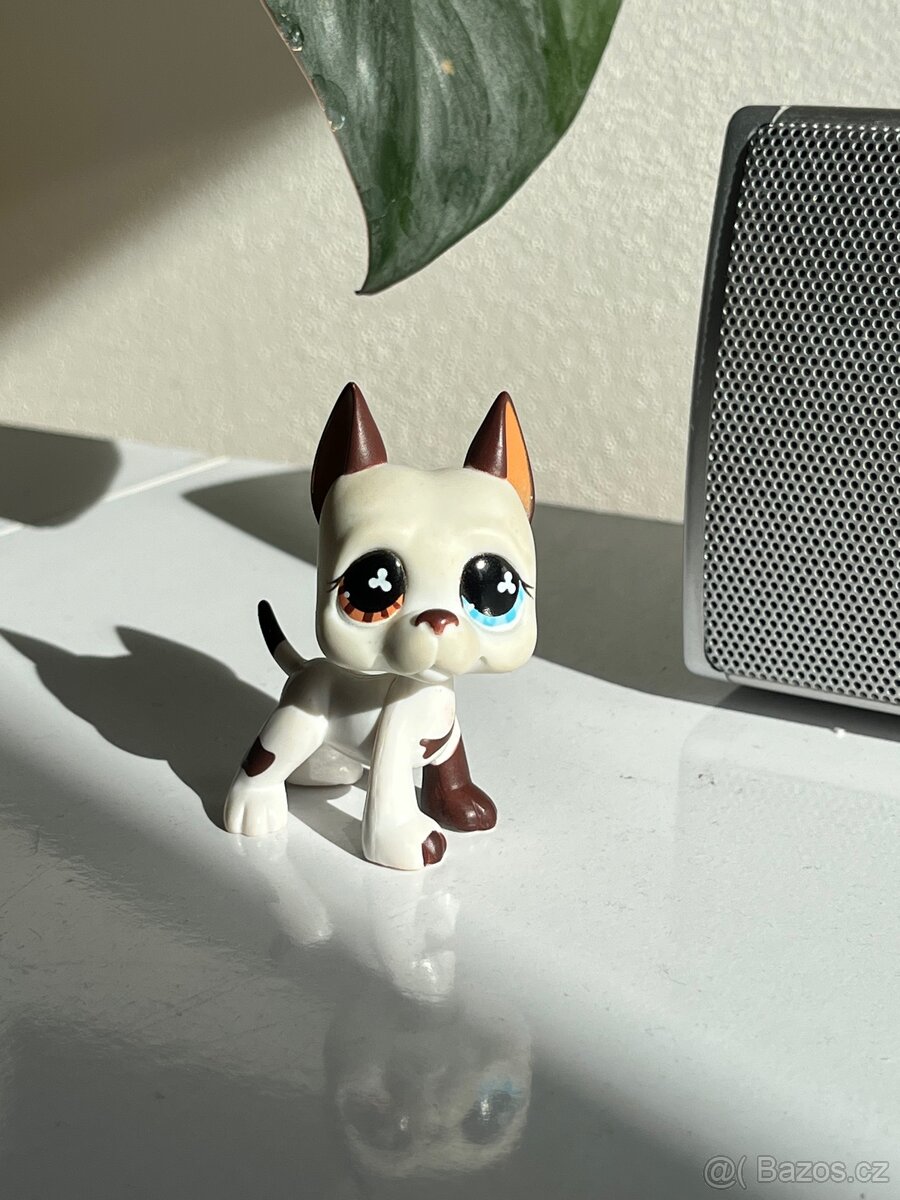 LPS doga (Littlest Pet Shop)