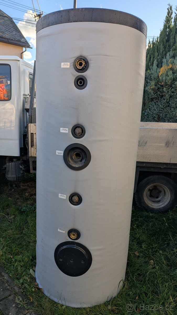 akumulacni nadrz 350 litru