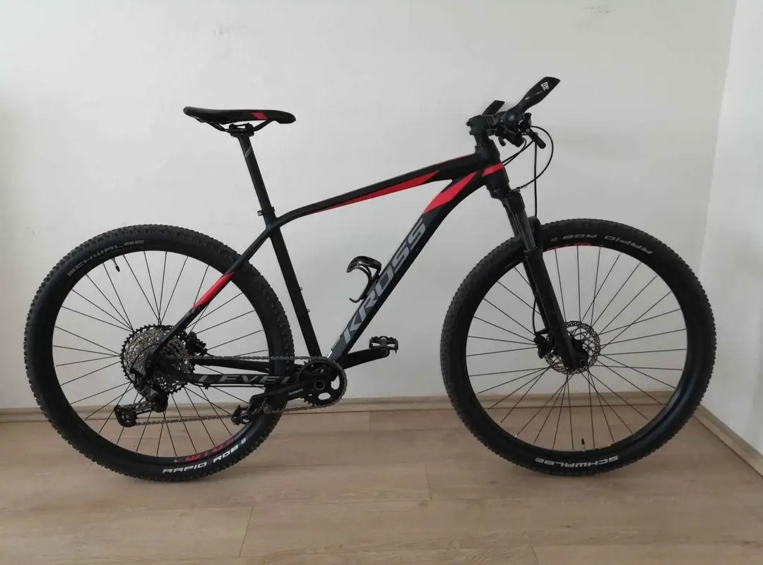 Kross level 8.0 jako nový