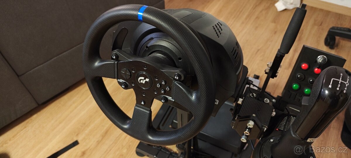 Volant Thrustmaster T300RS + Next Level Racing Wheel Stand