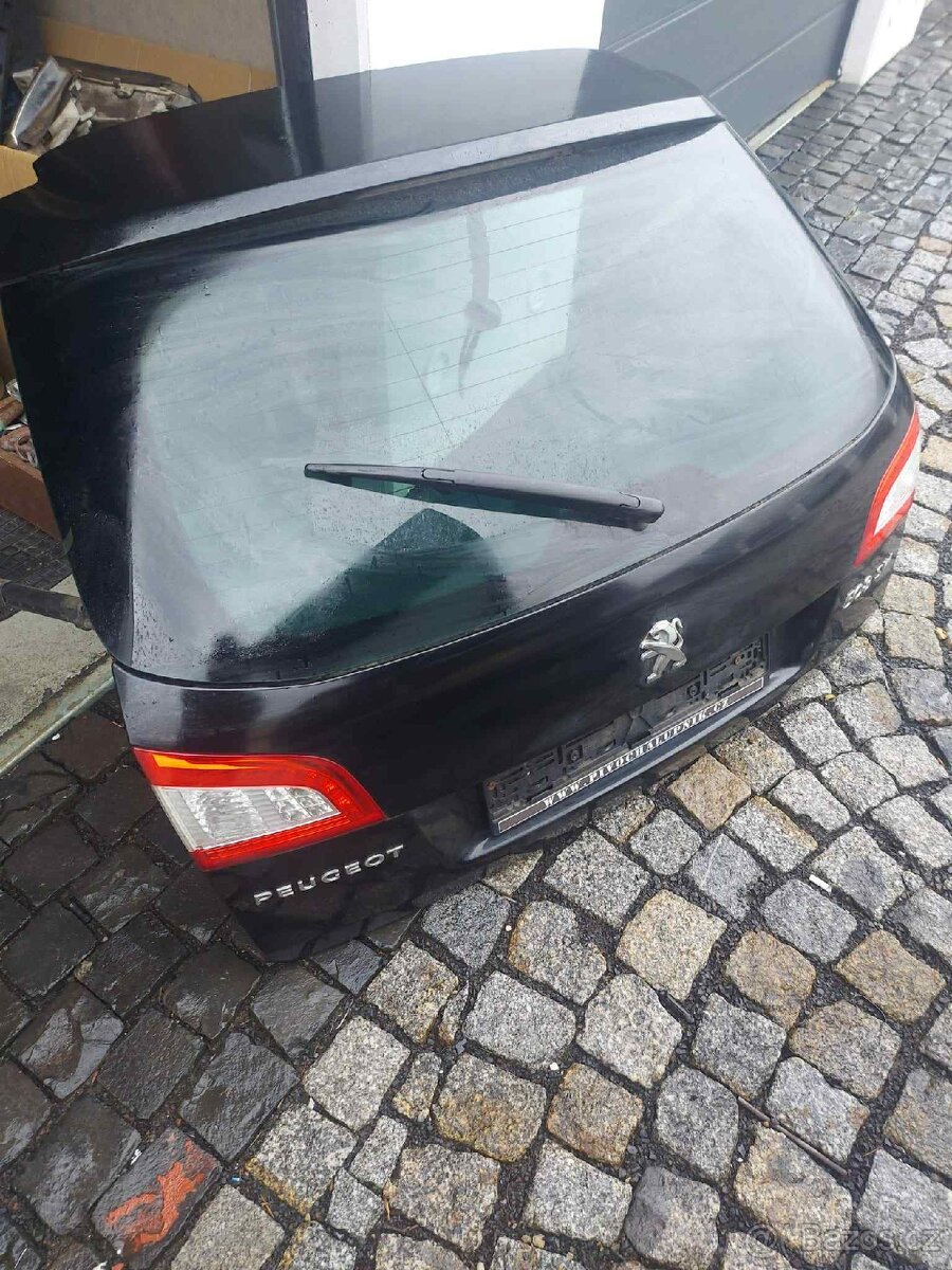 Peugeot 508sw- zadní víko kufru