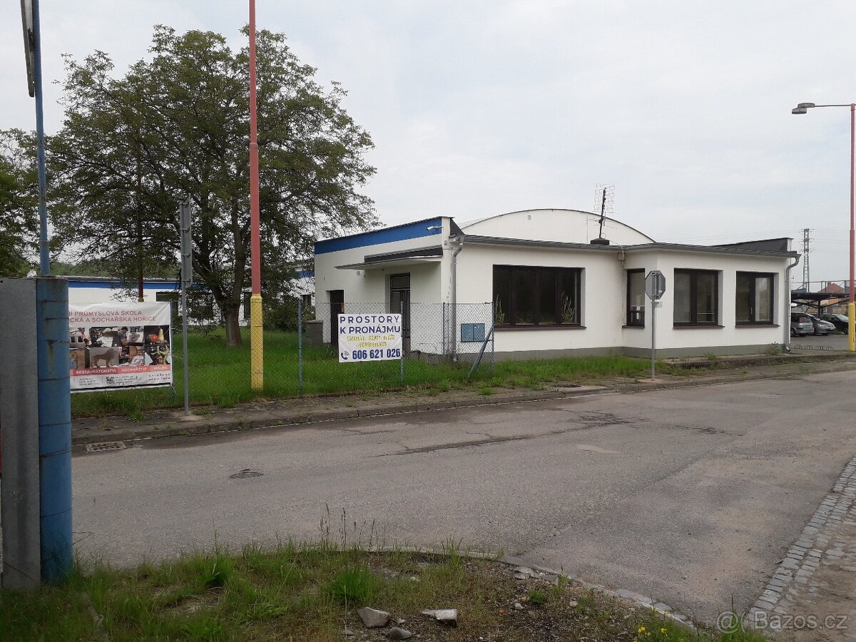 Pronájem nebytových prostor - kanceláře + zpevněné plochy