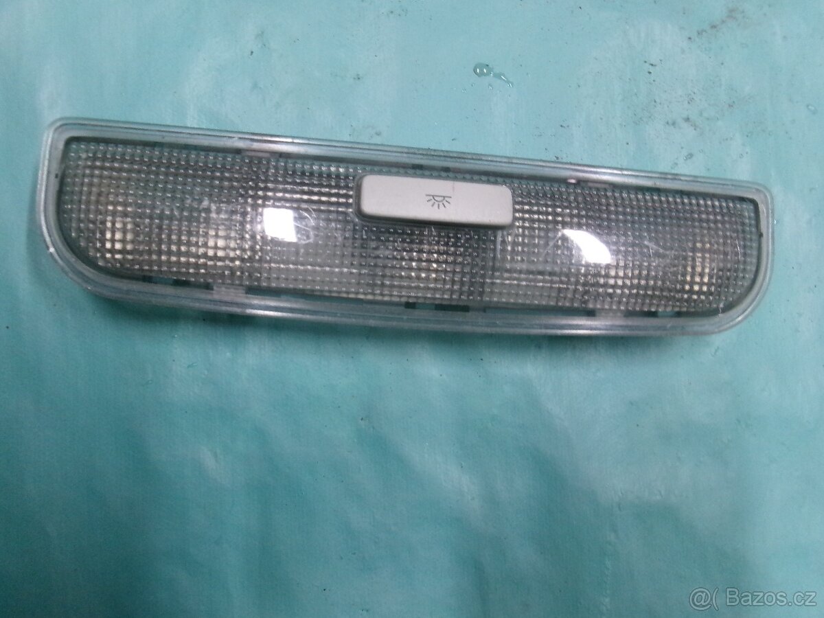 stropní lampa Fabia 2 , Polo , Rapid ,Audi a3