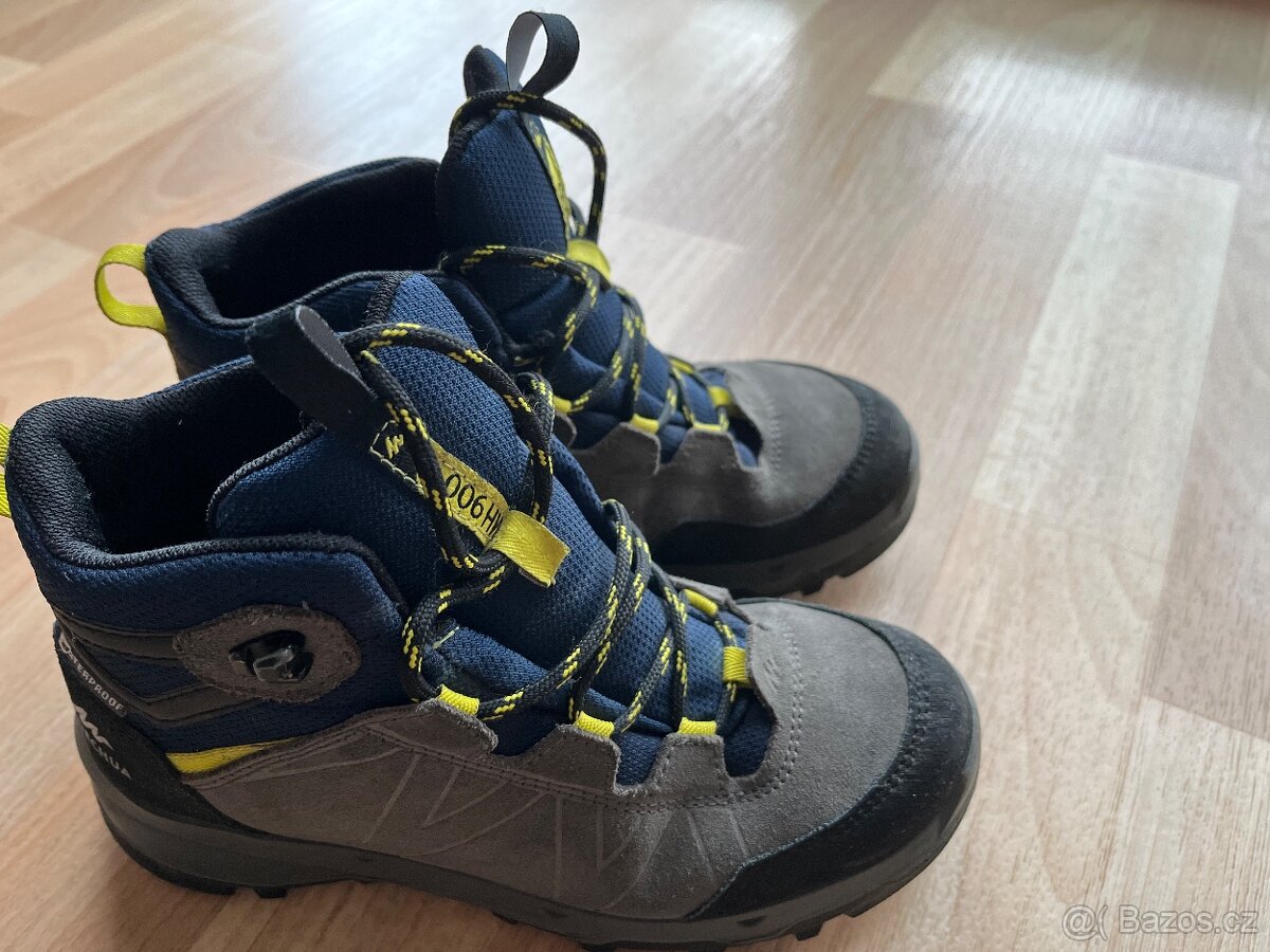 Trekové nepromokavé boty vel.35
