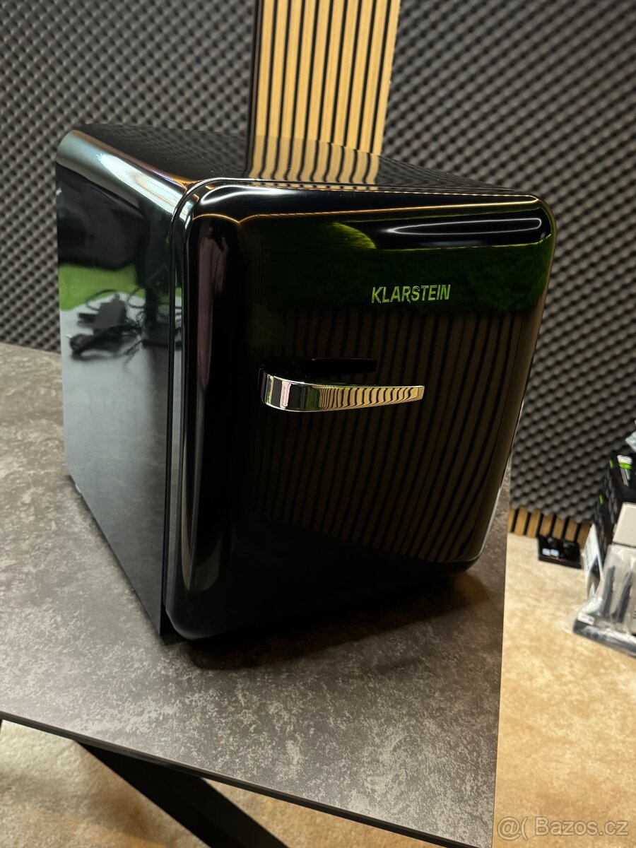 Retro mini lednice Klarstein – 48 L, černá (TOP STAV)