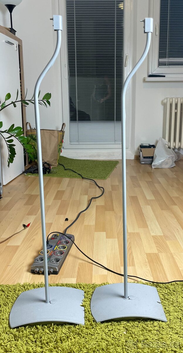 BOSE UFS-20 biele / cierne / strieborne