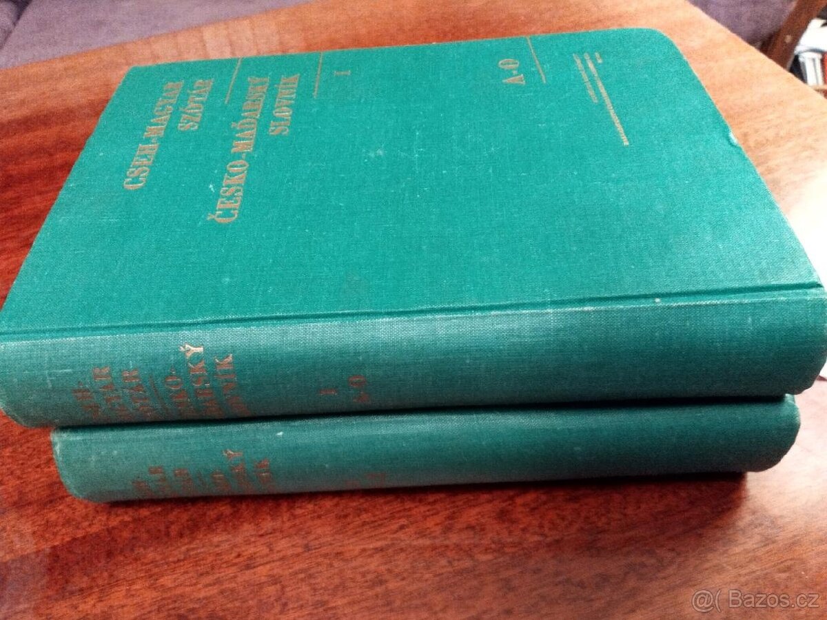 Prodám slovník česko-maďarský