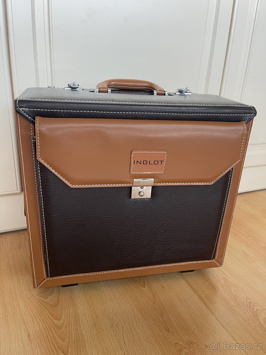 Vizážistický kufr Inglot