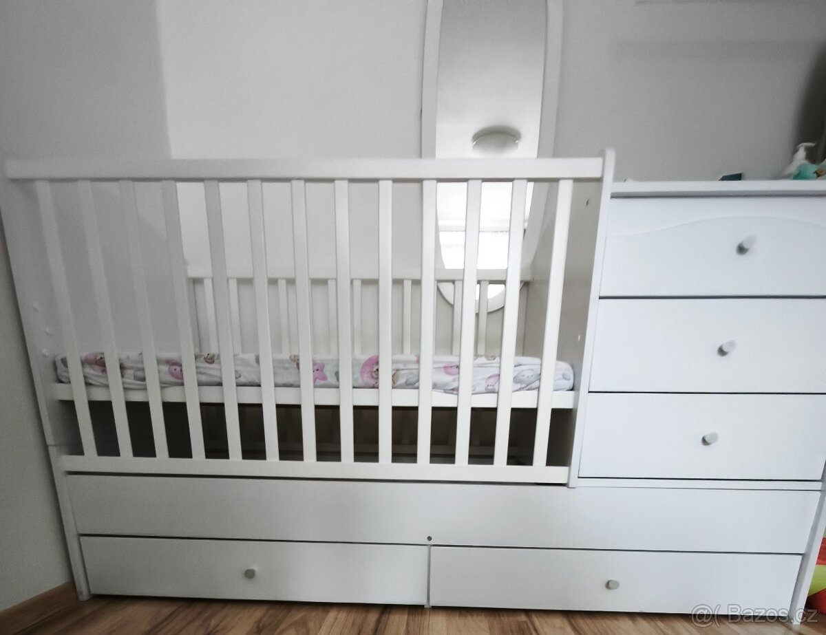 Dětská rostoucí postýlka