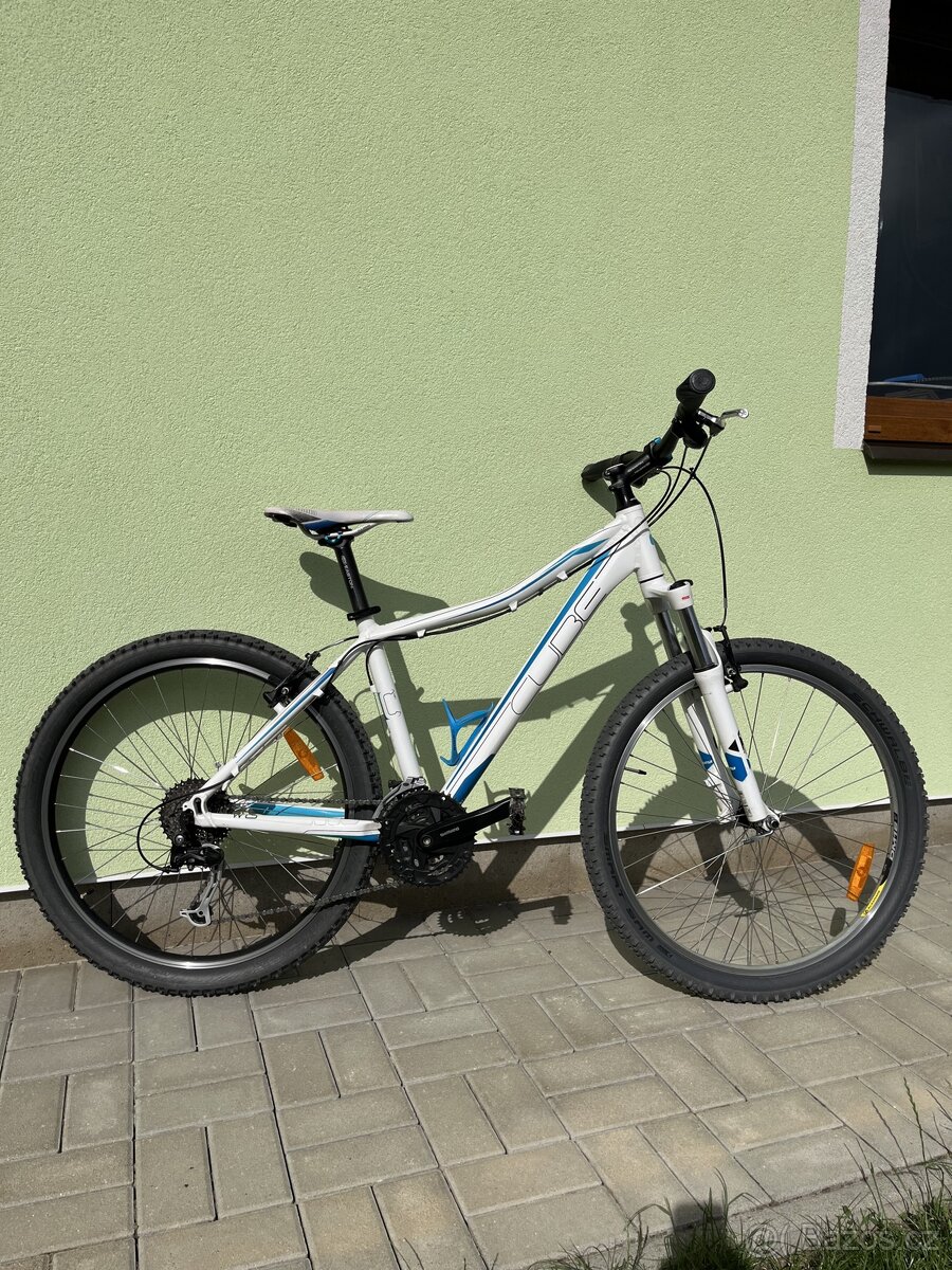 Dívčí horské kolo CUBE velikost 17, kola 26”