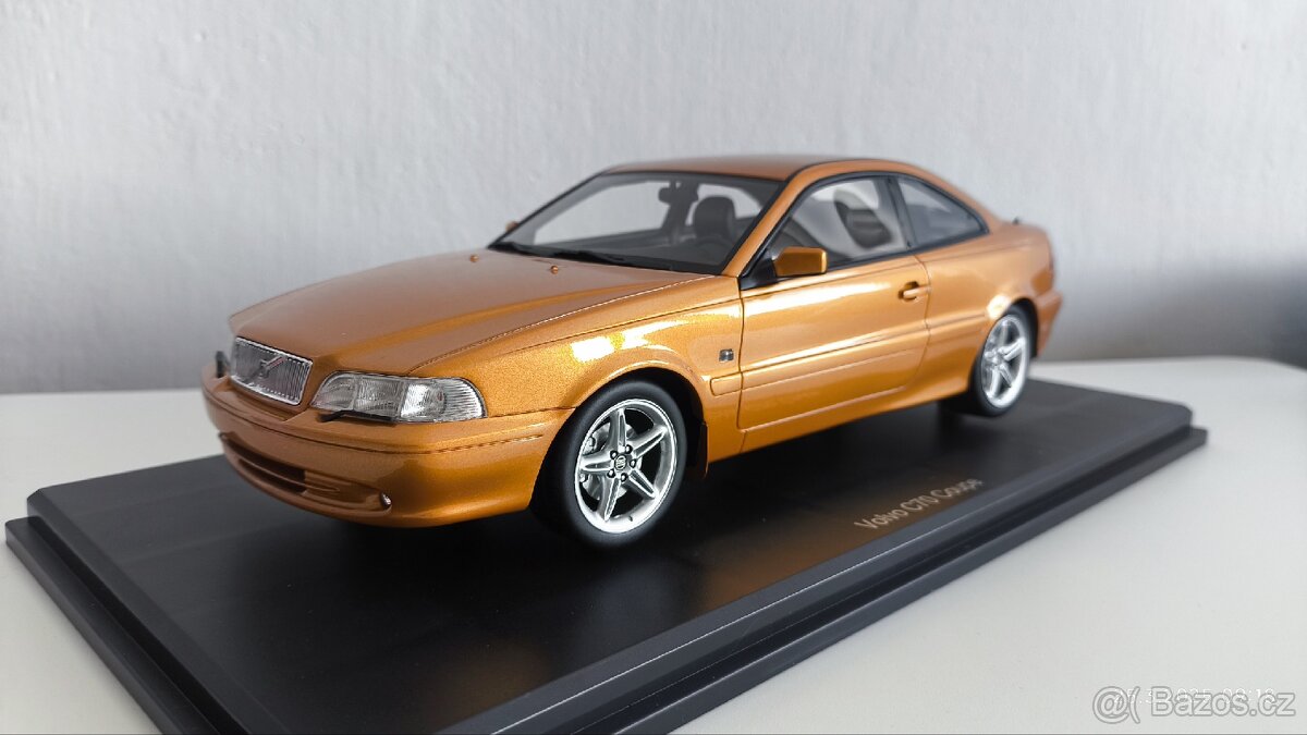 Model Volvo C70 Coupé 1:18 DNA Collectibles
