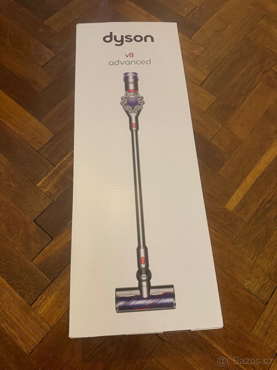 Tyčový vysavač Dyson V8 Advanced nový nerozbalený