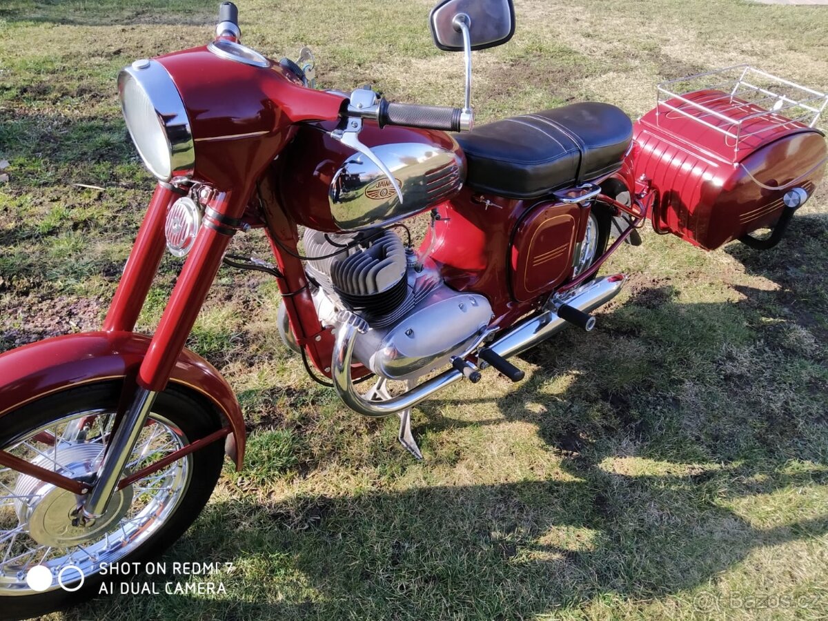 Prodám Jawa 350 s pávem