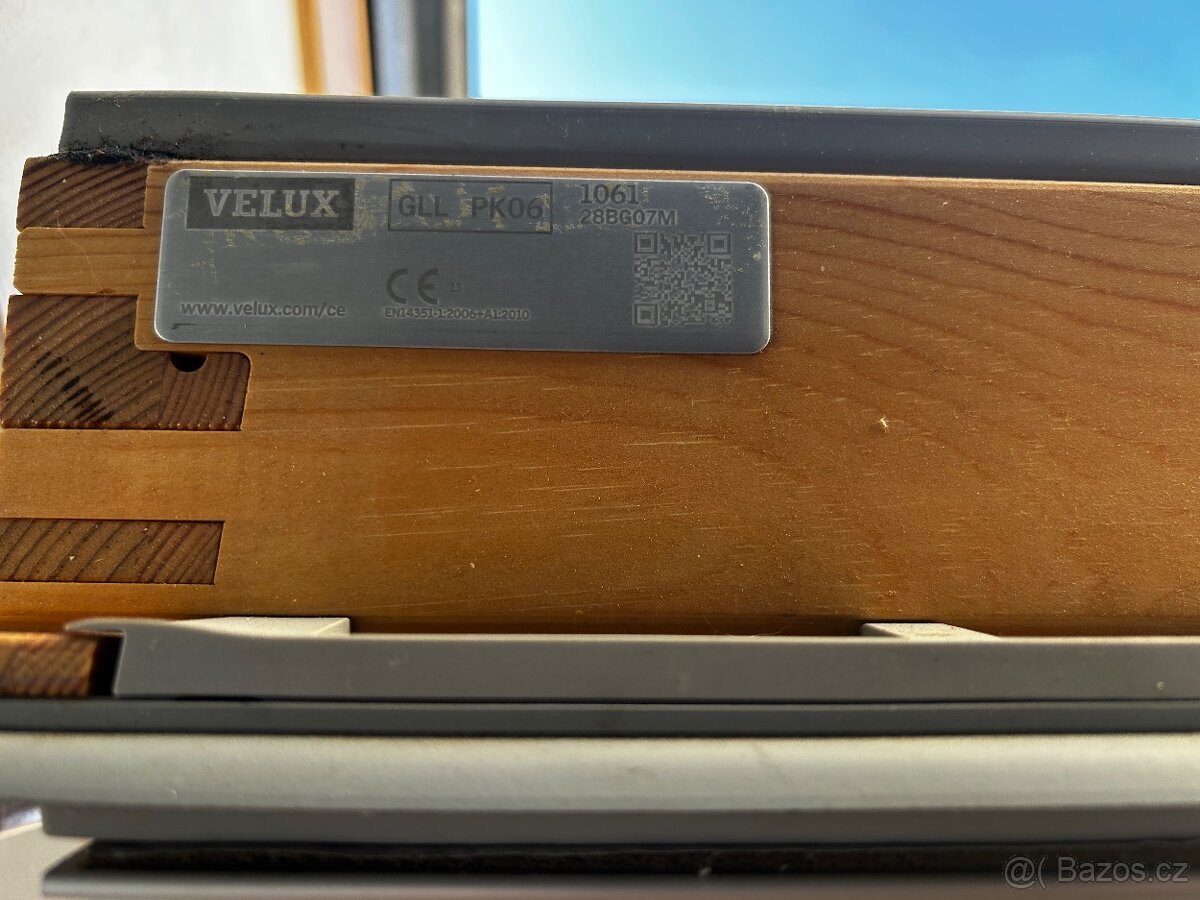 Velux GLL PK06 1061 s horním madlem