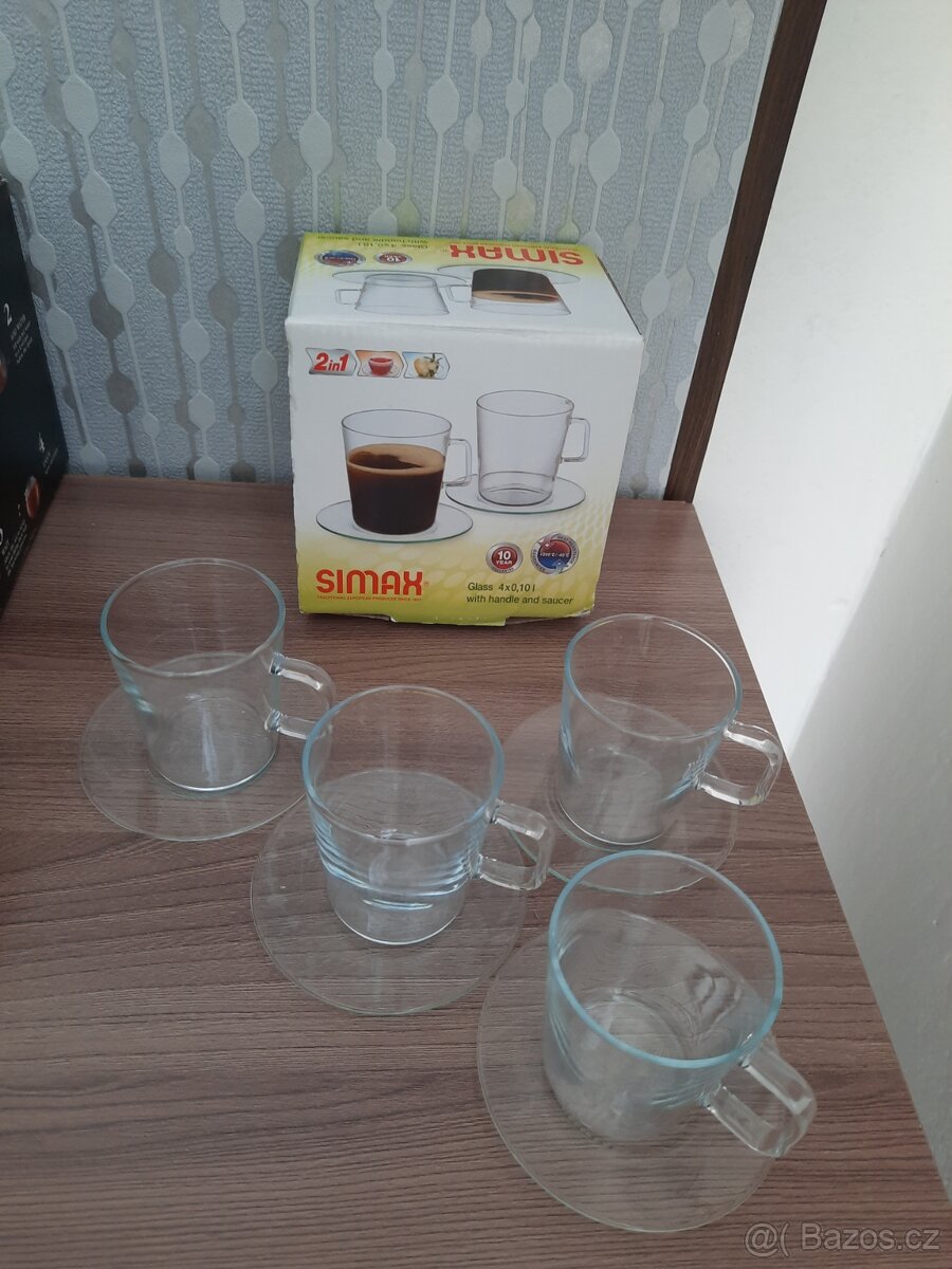 skleněný mokka servis
