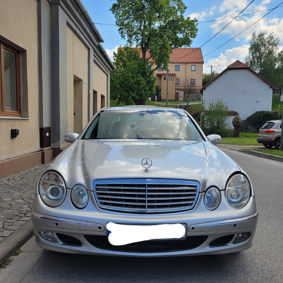 Mercedes E W211 rok 2003