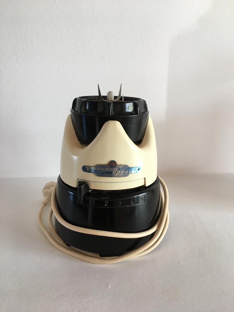 Mixer z 60.let