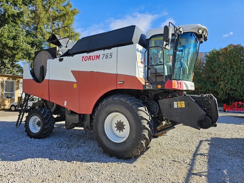 Sklízecí mlátička ROSTSELMASH TORUM 765 + PowerStream 900