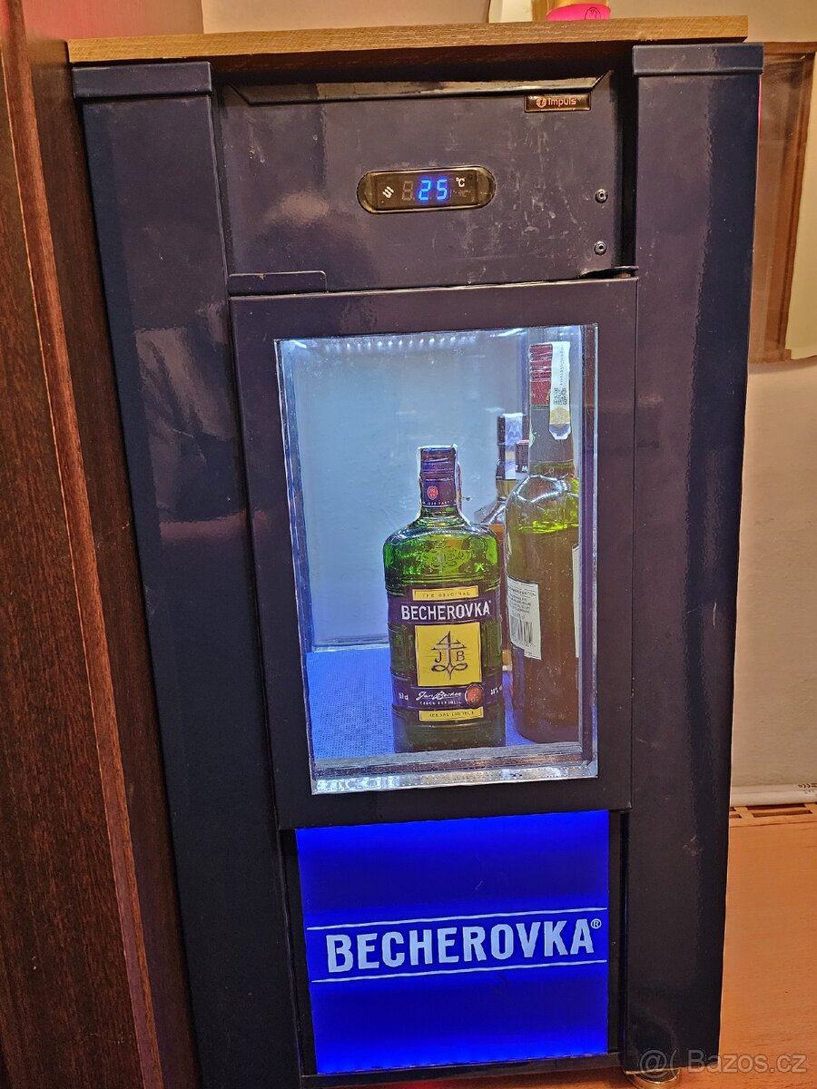 Prodám ledničku Becher