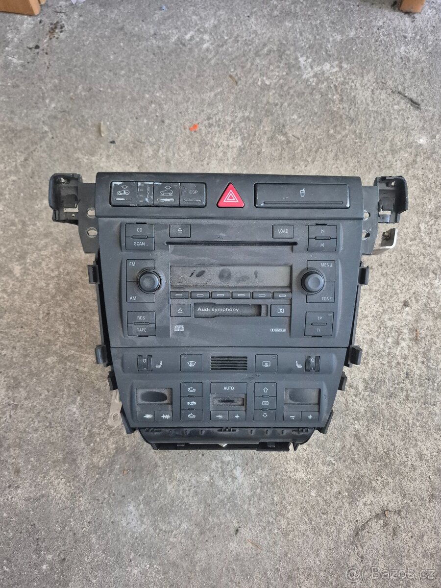 Prodám panel A6 c5 Allroad rádio 2din climatronik