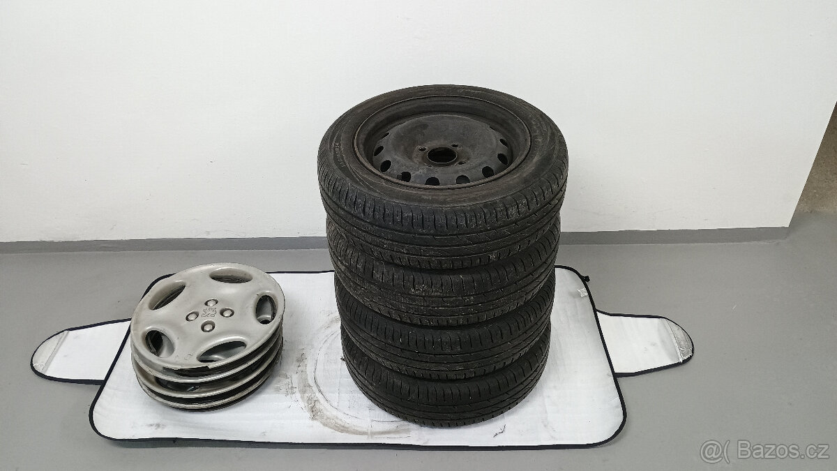 Letní + zimní sada pneu i s disky Peugeot 106