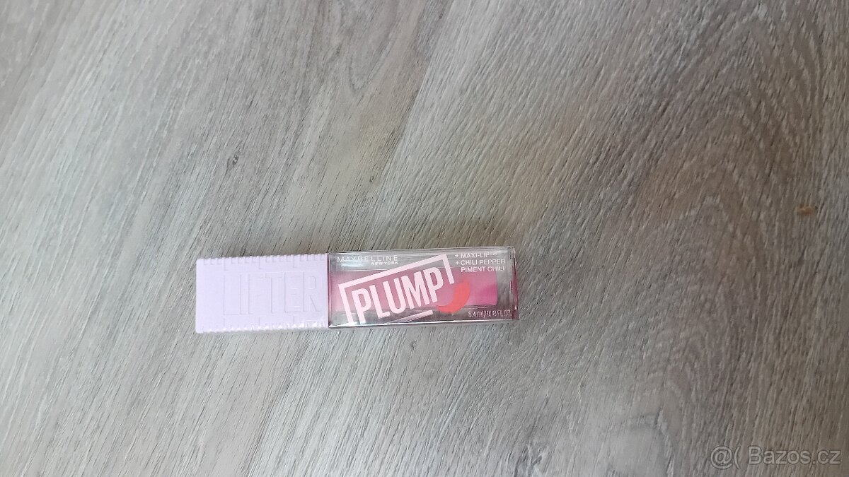 Maybelline lesk na rty Lifter Plump 003 pink sting
