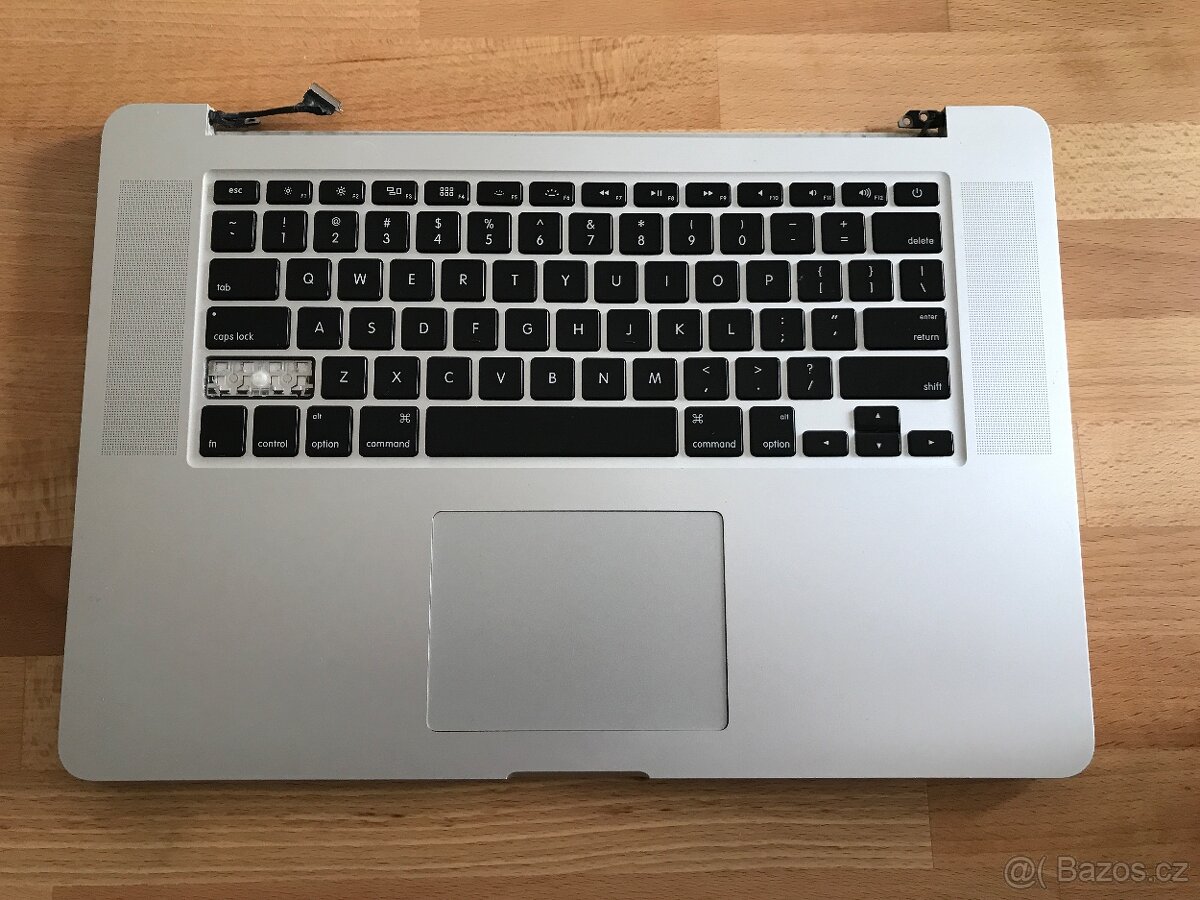 Macbook Pro 15 2014 - základní deska, SSD..