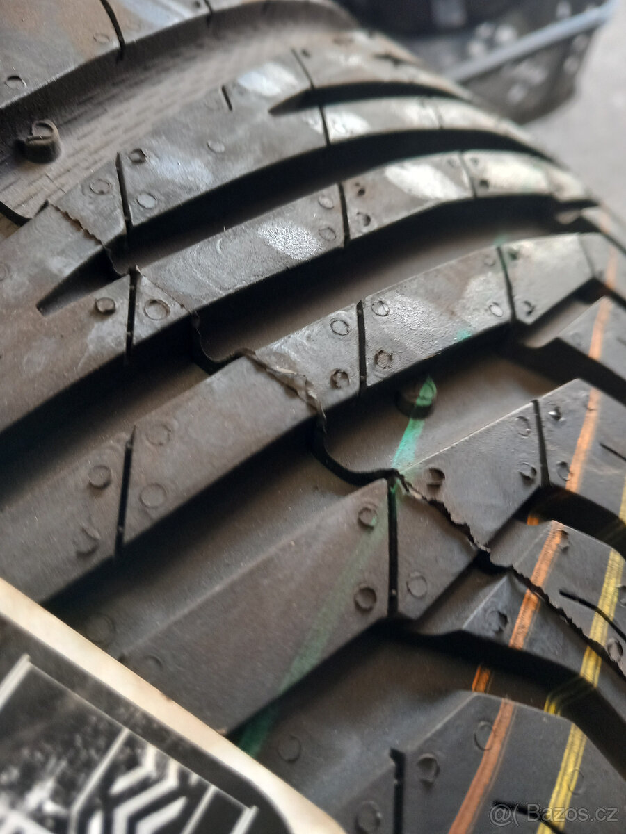205/50R17 UNYROAL LETNÍ PNEU 2KS