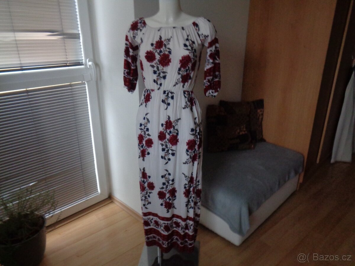 šaty