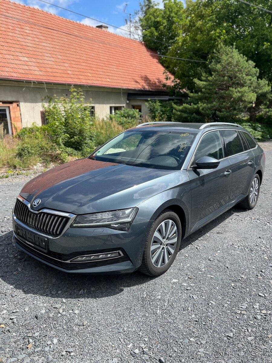 Škoda Superb III FACE 2.0 TDI 110KW MATRIX VENTILACE VIRTUAL