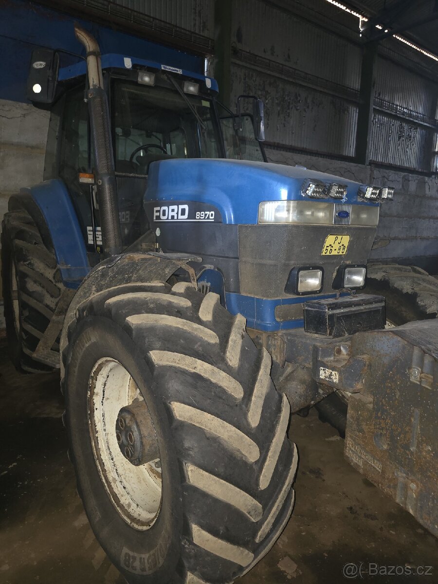 Kolový traktor