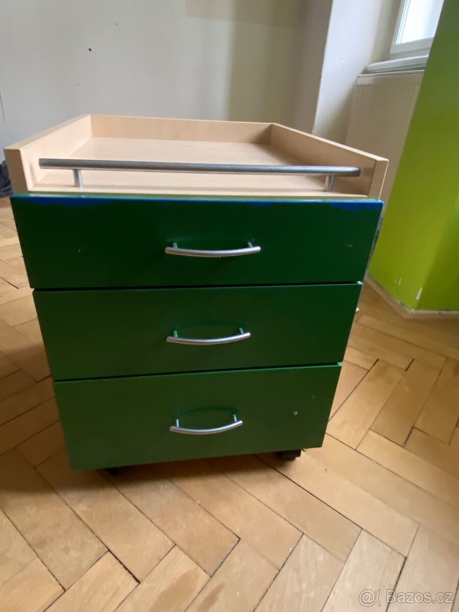 Skříňka (kontejner) pod pracovní stůl